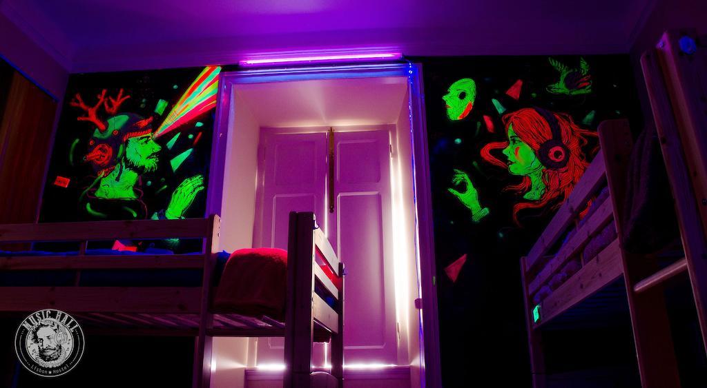 Music Hall Lisbon Hostel Oda fotoğraf